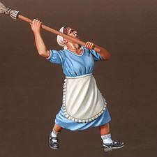 1/35 Scale Resin Angry Maid Woman w/ Broom Housewife Diorama Figure Model