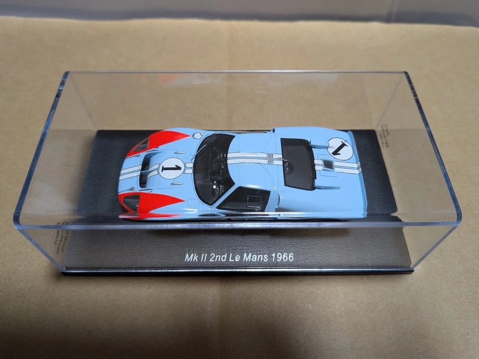 SPARK  S4075 Ford GT40 Mk II   2nd 24H  LM 1966 1/43 - Image 4 of 4