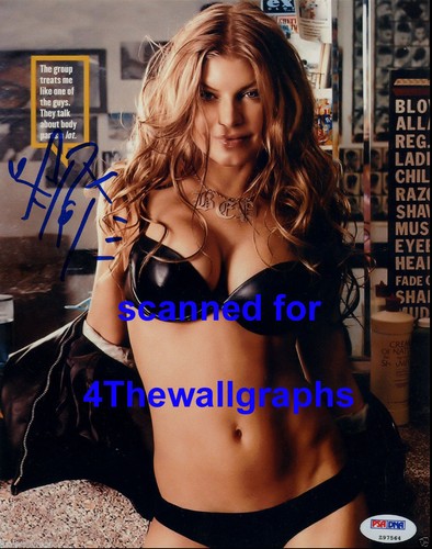 FERGIE SIGNED HOT BIKINI 8X10 PHOTO BLACK EYED PEAS DUCHESS BEP PROOF PSA COA
