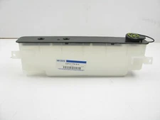 NEW Ford E4FZ-17618-A Windshield Washer Fluid Tank Reservoir - W/o Level Sensor