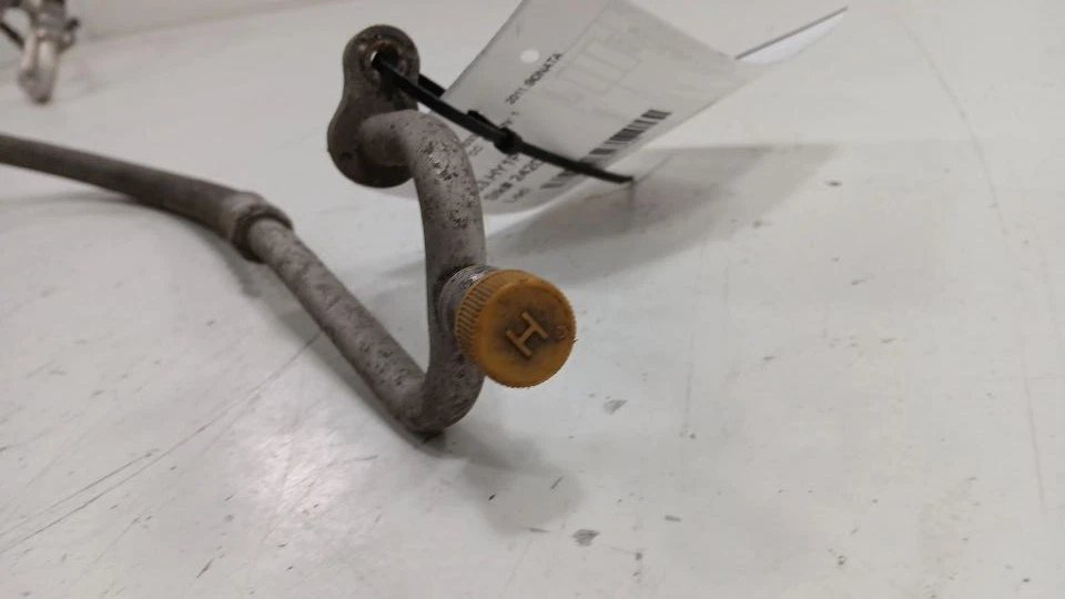 Manguera de aire acondicionado Hyundai Sonata 2011 2012 2013 2014 Foto 3 de 4