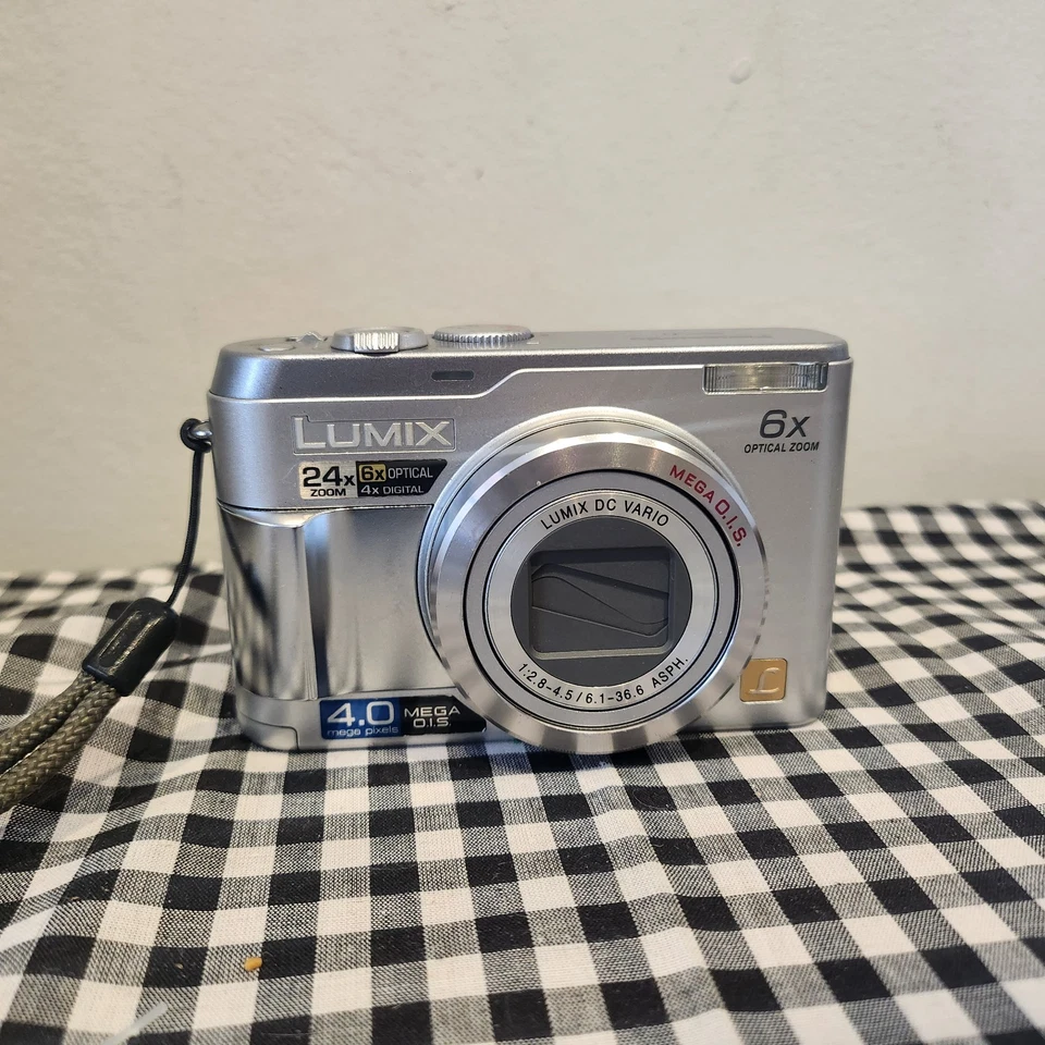 Panasonic Lumix DMC-LZ2, photo 1 of 5