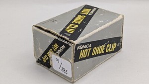 Sabot de flash pour Konica sous boîte