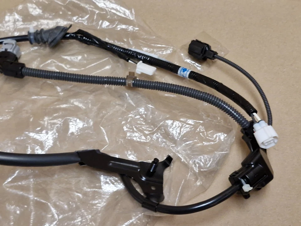 Lexus UX200 UX250h Rear ABS Sensor Wiring 2019-2022 890C076010 Genuine NEW OEM - Image 4 of 4