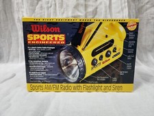 Vintage Wilson Sports Engineered AM/FM Radio W/ Flashlight Siren WSFR 4259