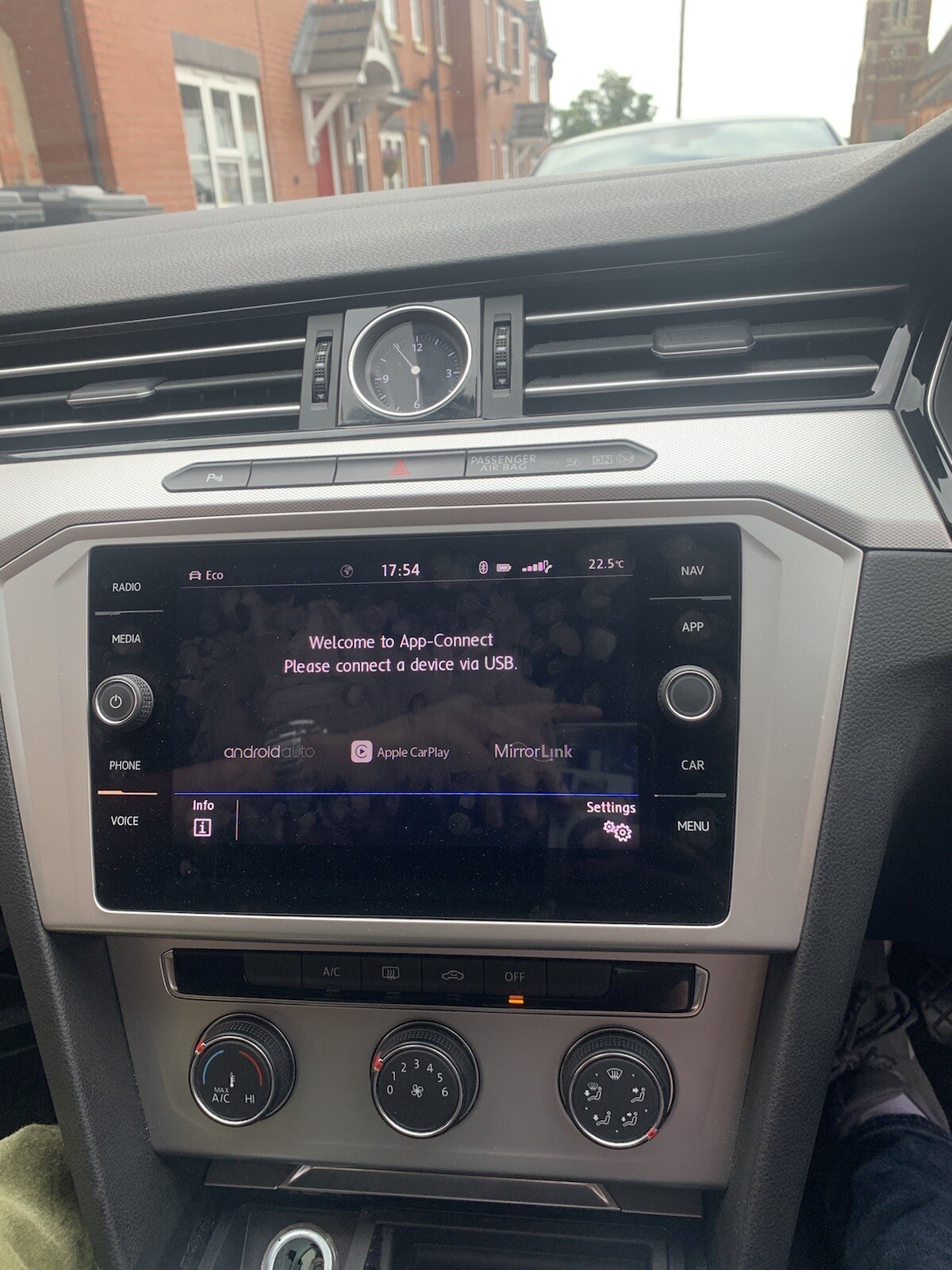 VW Passat B8 App Connect Activation Apple Carplay Android Auto