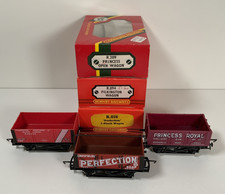 3 x Hornby Wagons R016 Perfection R094 Pilkington R209 Princess Royal Boxed OO
