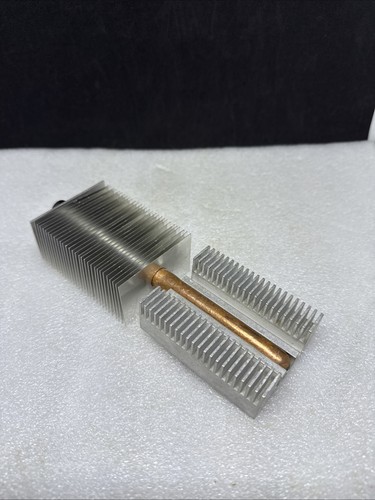 Finned Aluminum Heatsink with Copper pipe - 7" L x 2-1/2" W x 1-3/8"D