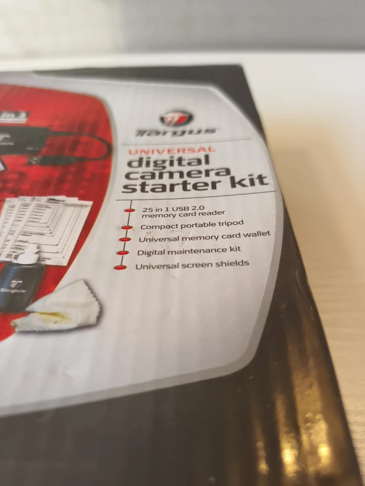 Targus Universal Digital Camera Starter Kit, Case, Stand, Wallet, Lens Care Set - Image 3 of 3