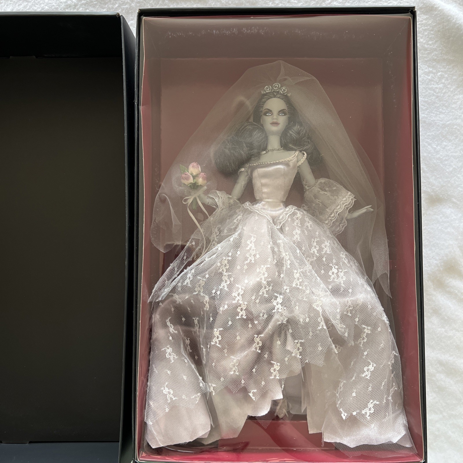 Muñeca Barbie Novia Zombie Belleza Embrujada Mattel Colección Etiqueta Dorada Nueva en Caja