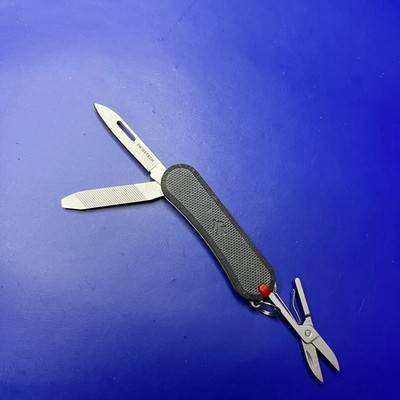 SwissTech Listig Multi-Function Pocket Knife