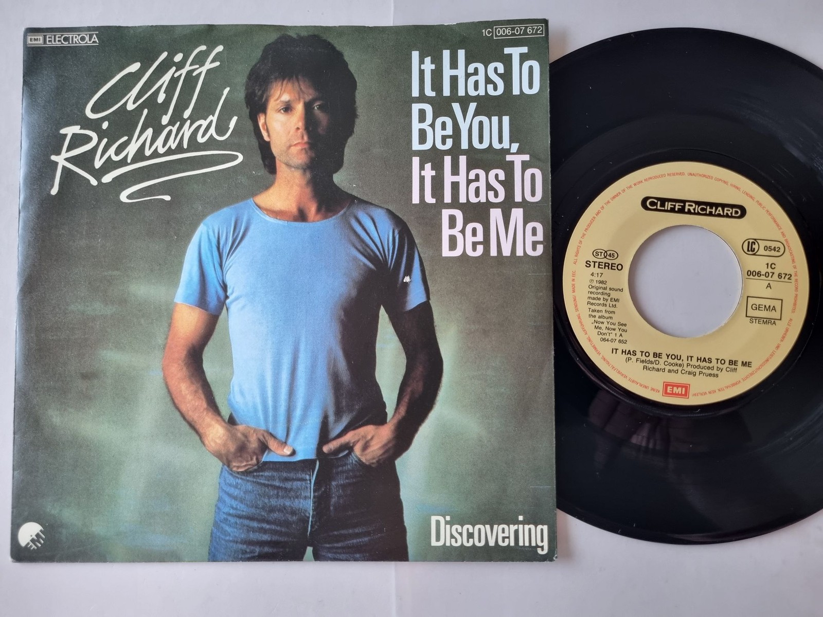 Cliff Richard - It Has To Be You, It Has To Be Me 7'' Vinyl Germany
