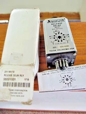NEW Signaline 331-120V-10SEC Release Delay Timer Relay 120V FREE US SHIPPING