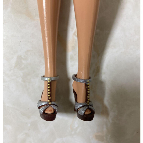 ぬいぐるみ・人形・置物 Hershey's American Favorites Barbie レア