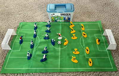 Kaskey Kids Soccer Guys 23 Action Figures Toy Plus Field Nets Ball Complete  Box