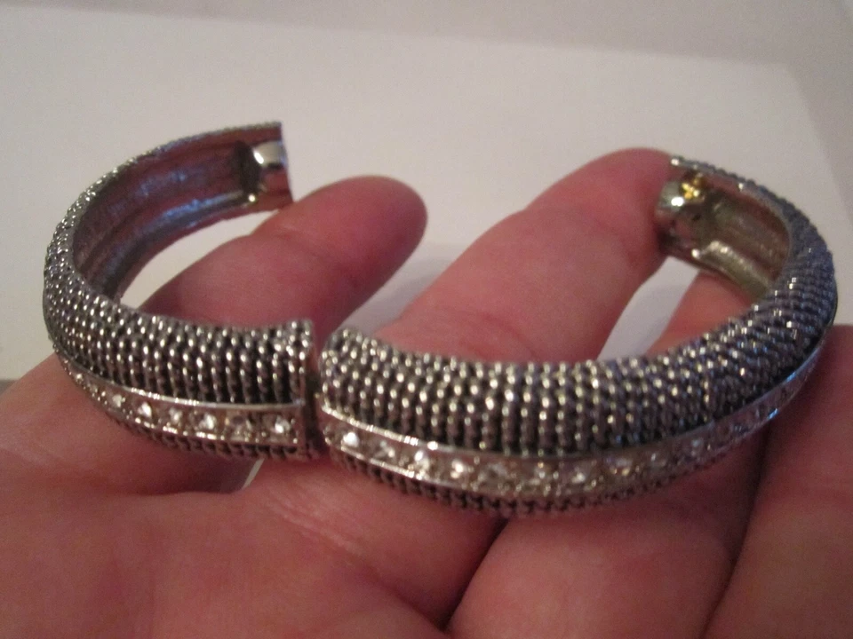HEAVY SILVER PLATED CUFF BRACELET WITH CRYSTALS -  SC-10 - Image 4 of 4