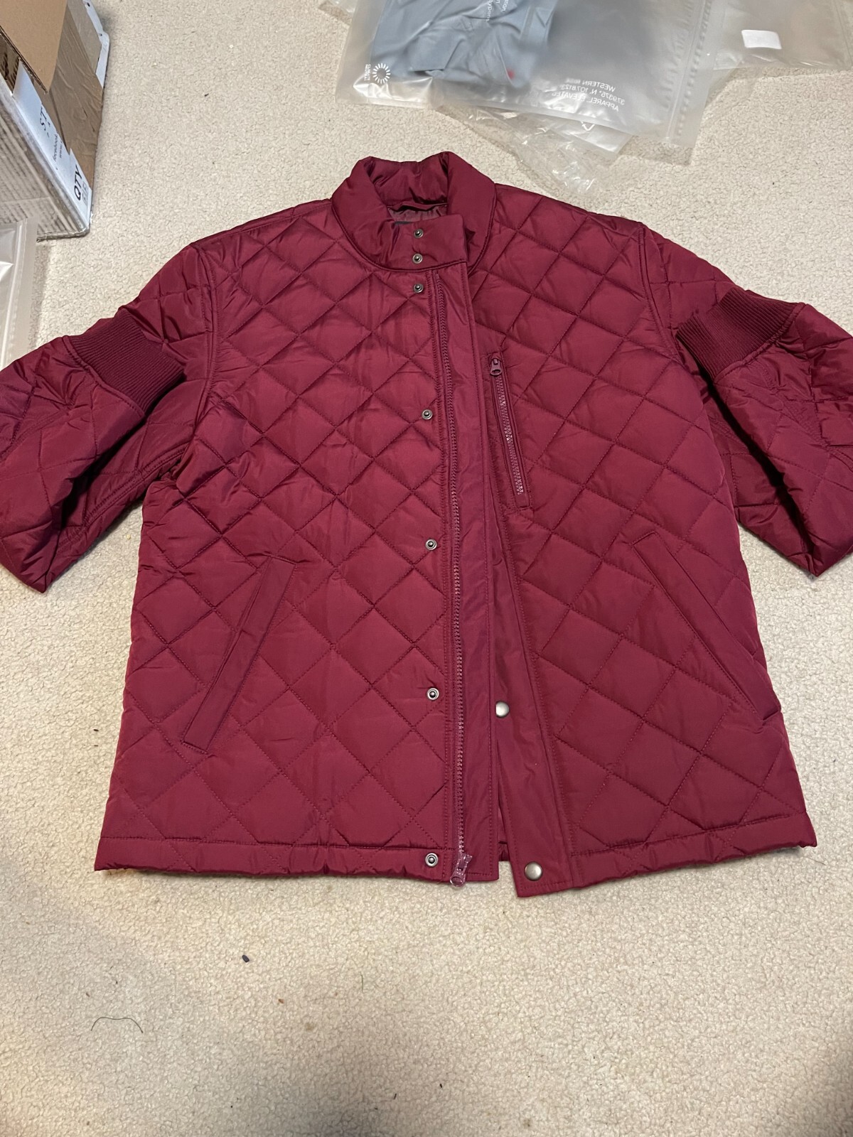 NWT WaterResistant Quilted Bomber Jacket Sz M Burgundy Banana