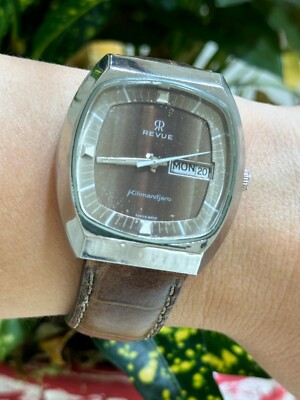 Vintage Revue Kilimandjaro Automatic Day Date Mens 37mm Swiss Made