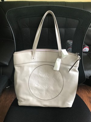 coach laura tote