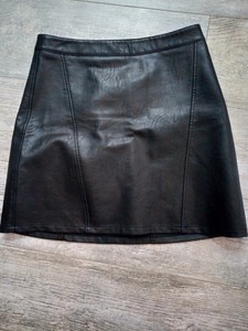 jupe simili cuir zara