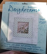 VINTAGE DAYDREAMS HARMONY UNDER GLASS Counted CROSS STITCH 1999 Queen Anne Lace