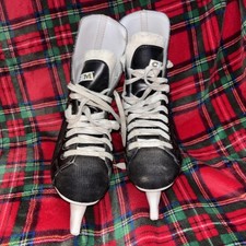 Vintage Ice Skates Black Size Youth 3 Winter Home Decoration Good Condition