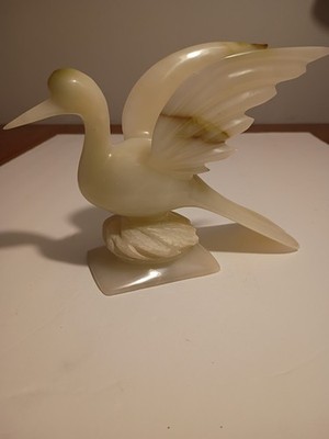 Vintage Onyx Bird 6'' x 9'' Ivory Color 