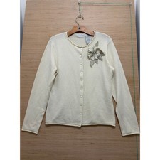 White Stag Fresh Ivory Floral Applique Button...