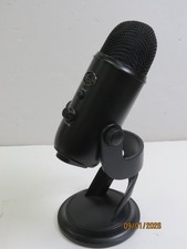 Blue Yeti Professional Multi-Pattern USB Con...