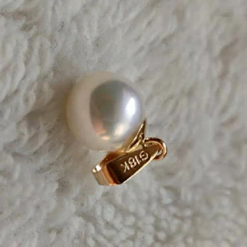 Impresionantes colgantes de perlas redondas Akoya blancas AAAA NATURAL oro amarillo macizo de 18 quilates Foto 2 de 3