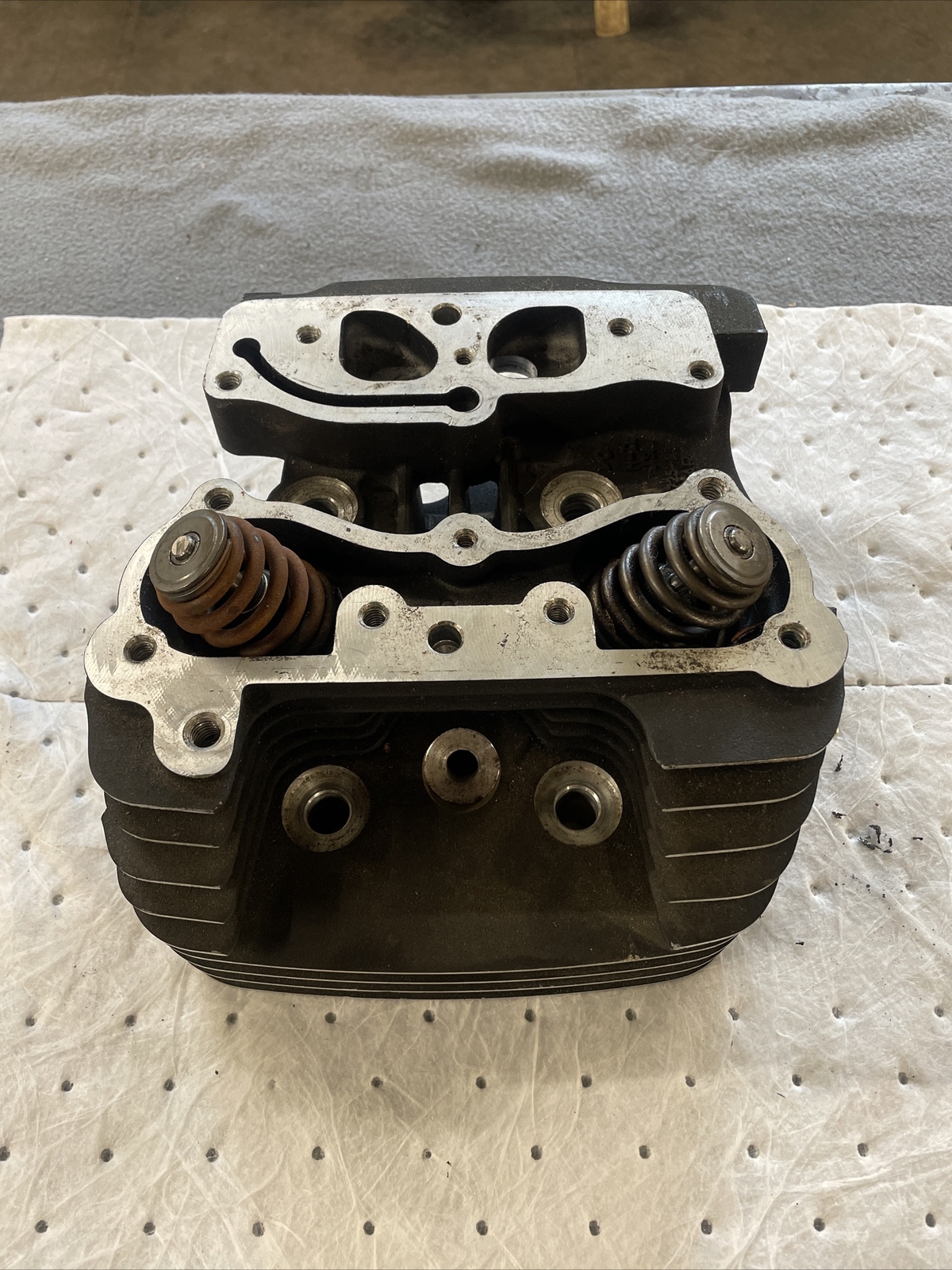 Harley Davidson Touring Softail Dyna Black Cylinder Head 1672599 Free