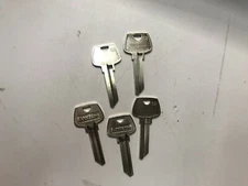 Blank keys type 62  lot of 5