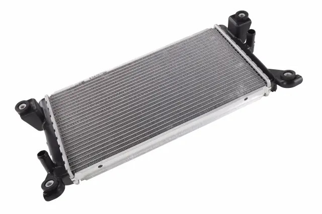 Genuine GM Center Radiator 84608771