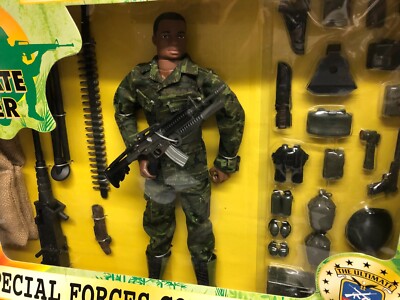 1998 The Ultimate Soldier SPECIAL FORCES COMBAT SET AA African