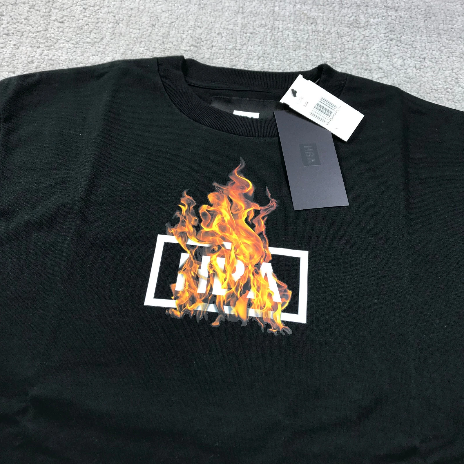 HBA (HOOD BY AIR) Maglietta New Hood By Air Uomo Small Flames Spell Out Doppio Lato Maglietta Fire HBA