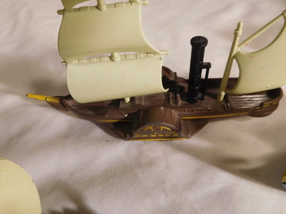 5 barcos vikingos de metal Pilen España raros con mástiles móviles ~ 2 barcos vikingos Foto 4 de 4