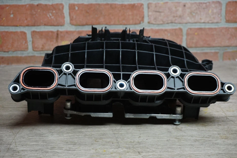 2012-2016 BMW 528I XDRIVE F10 2.0L L4 GAS FRONT ENGINE INTAKE MANIFOLD 119K OEM - Image 2 of 4