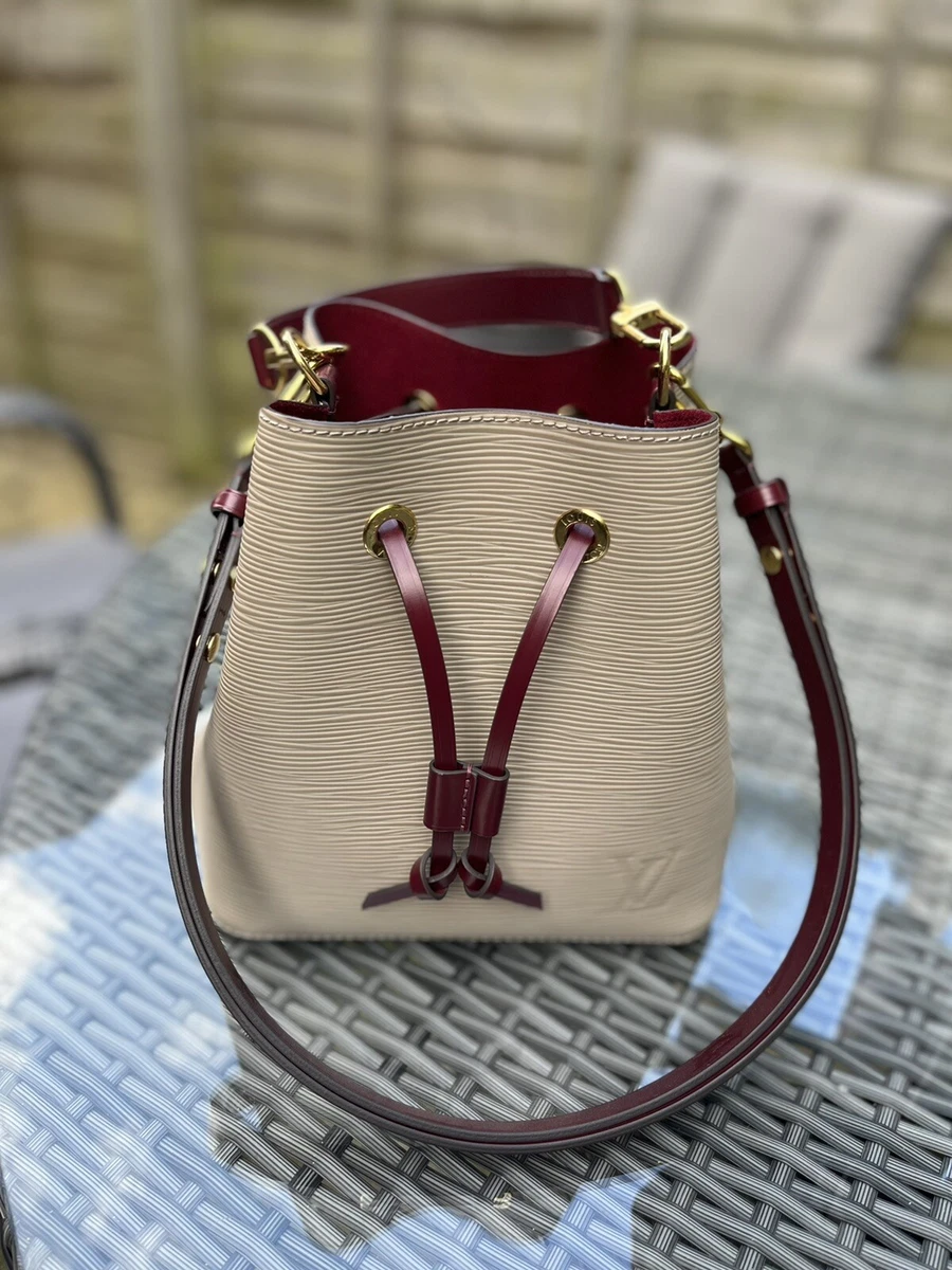 Louis Vuitton Neverfull vs Louis Vuitton Graceful - Memphis Mandysue