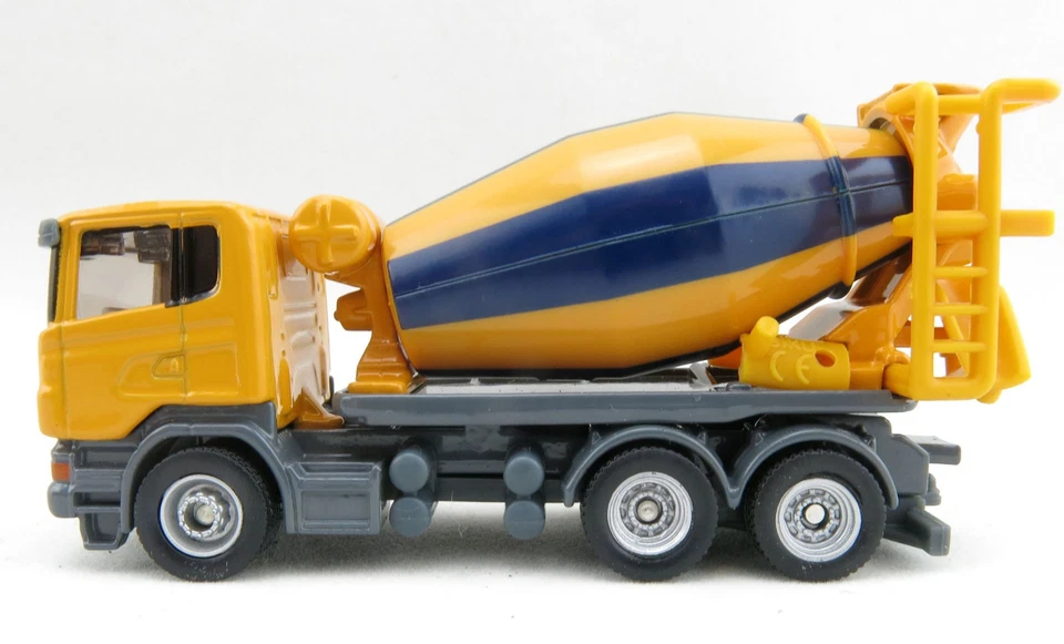 Siku 1896 - Scania Construction Cement Mixer Truck 1:87 Diecast - H0 Scale 1:87  - Image 2 of 4