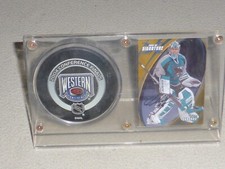 2002-03 ITG HOCKEY CARD PLAYER AUTOGRAPH W SIGNED PUCK EVGENI NABOKOV AUTO NHL