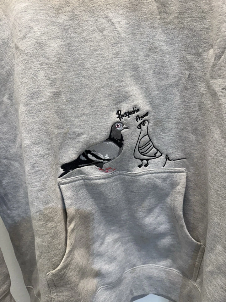 Moletom com capuz STAPLE bordado pombo cinza urze masculino tamanho 2XL - Imagem 3 de 4