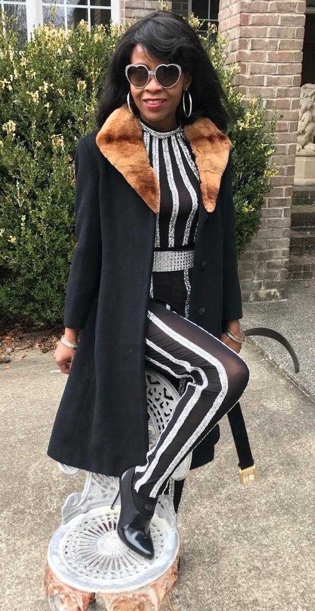 Elegant Designer Black Cinzia Rocca wool, fur collar trim Coat