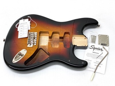 『美品』金文字ロゴSquier By Fender STRAT FULL THICKNESS Genuine Fender Squier STRAT BODY Classic Vibe