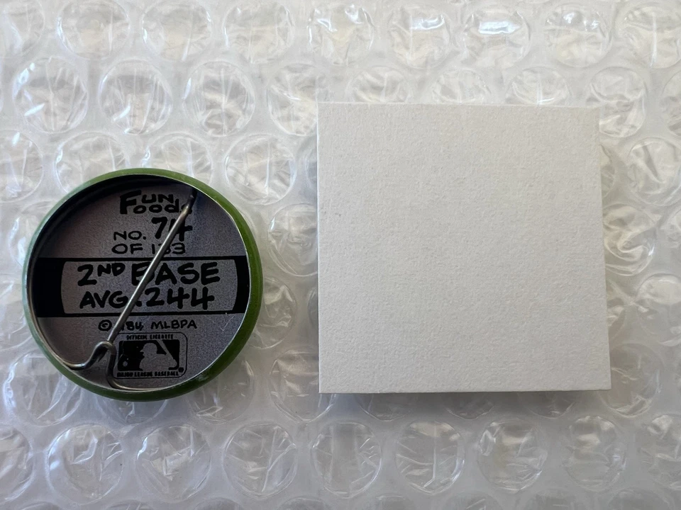 Fun Foods Rickey Henderson Joe Morgan 1984 raro tarjeta prueba botón prendedor Oakland Foto 4 de 4