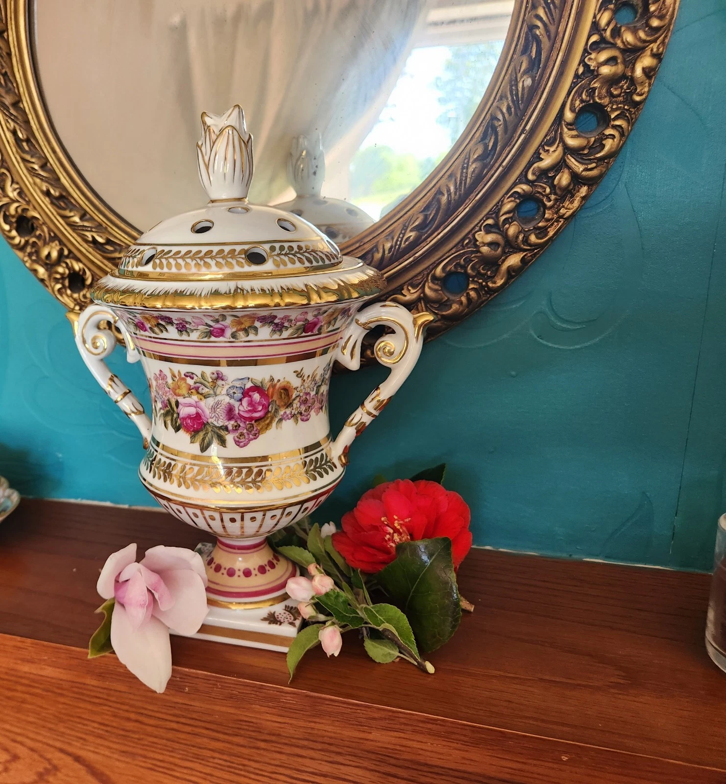 Antique Dresden porcelain pot pourri vase twin handled floral gilt gold
Opens in a new window or tab