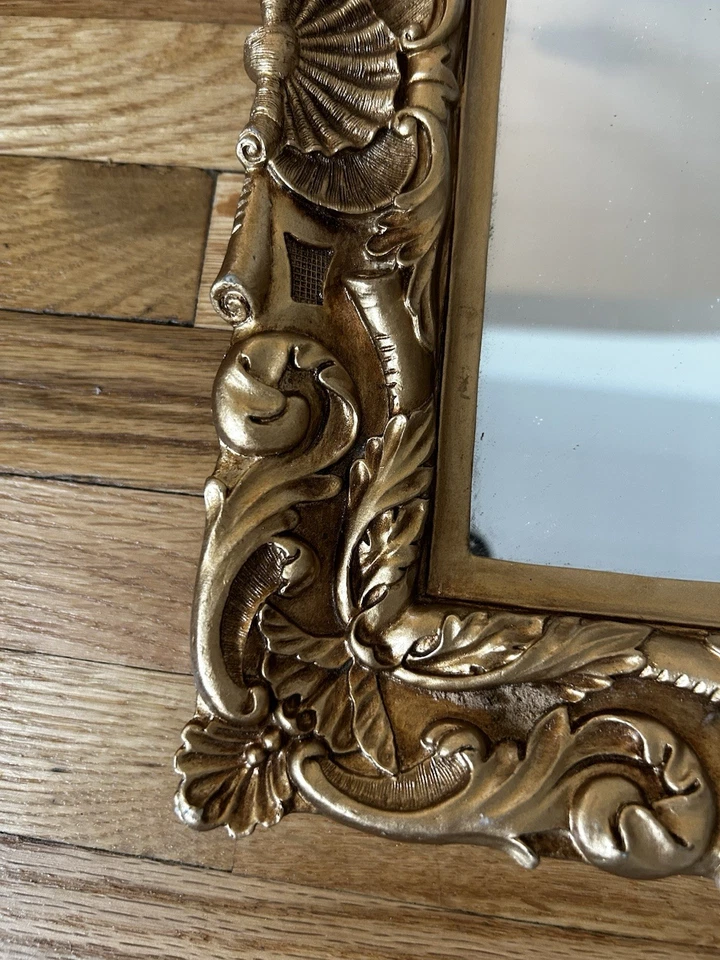 "Espejo vintage barroco ornamentado dorado tallado en madera 🐚 concha marina 10""x10""" Foto 4 de 4