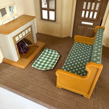 Calico Critters Sylvanian Families Living Room Sofa, Rug  Light Up Fireplace