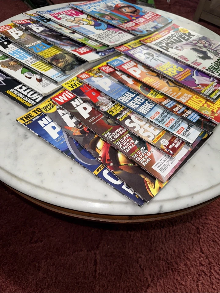 Nintendo Power Magazine Lot Most issues are from V-196 through V-229 (17) issues Foto 2 de 4