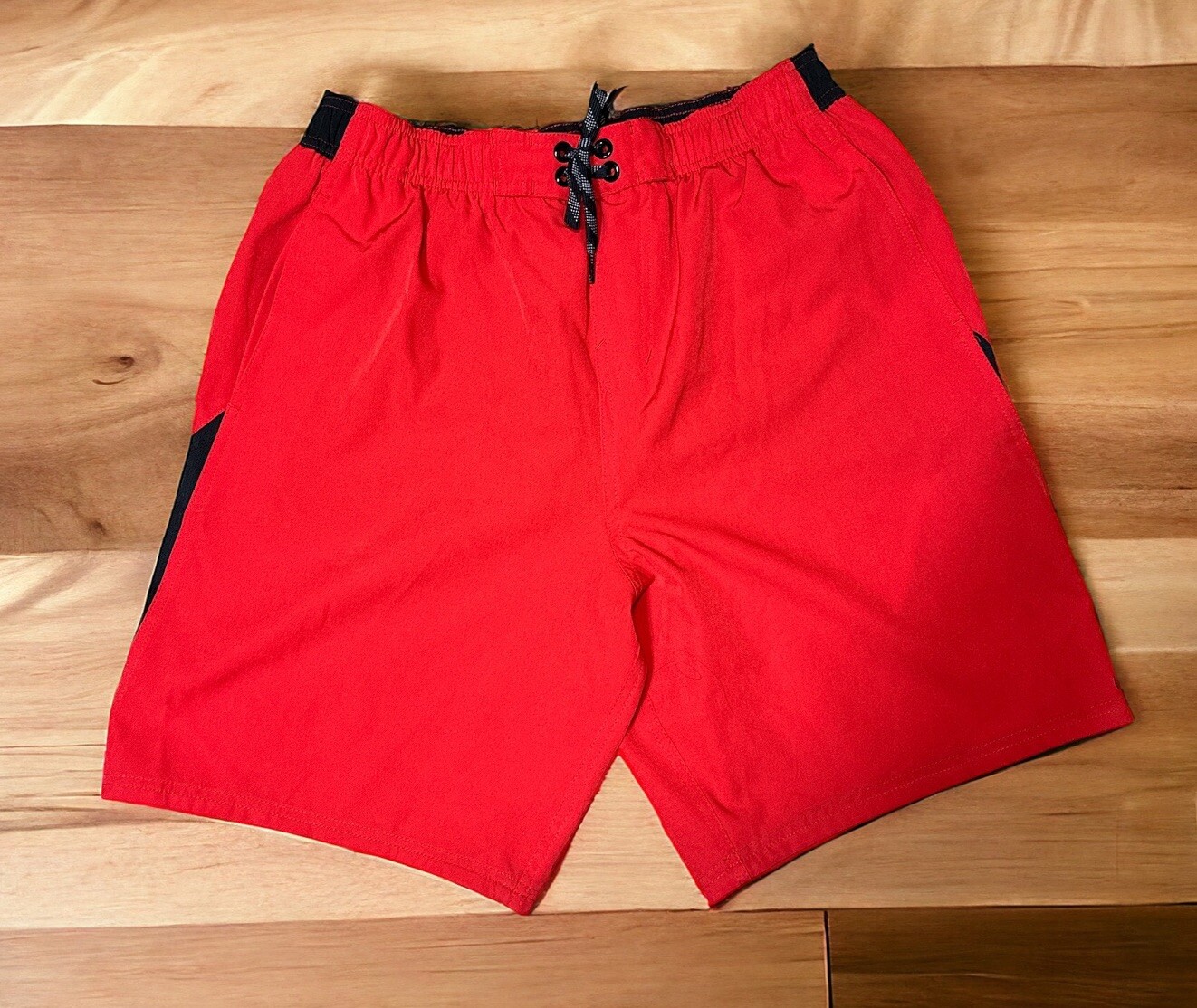 Nike Men's 9" Contend Short/Volley Swim Shorts Red Size Large Pockets