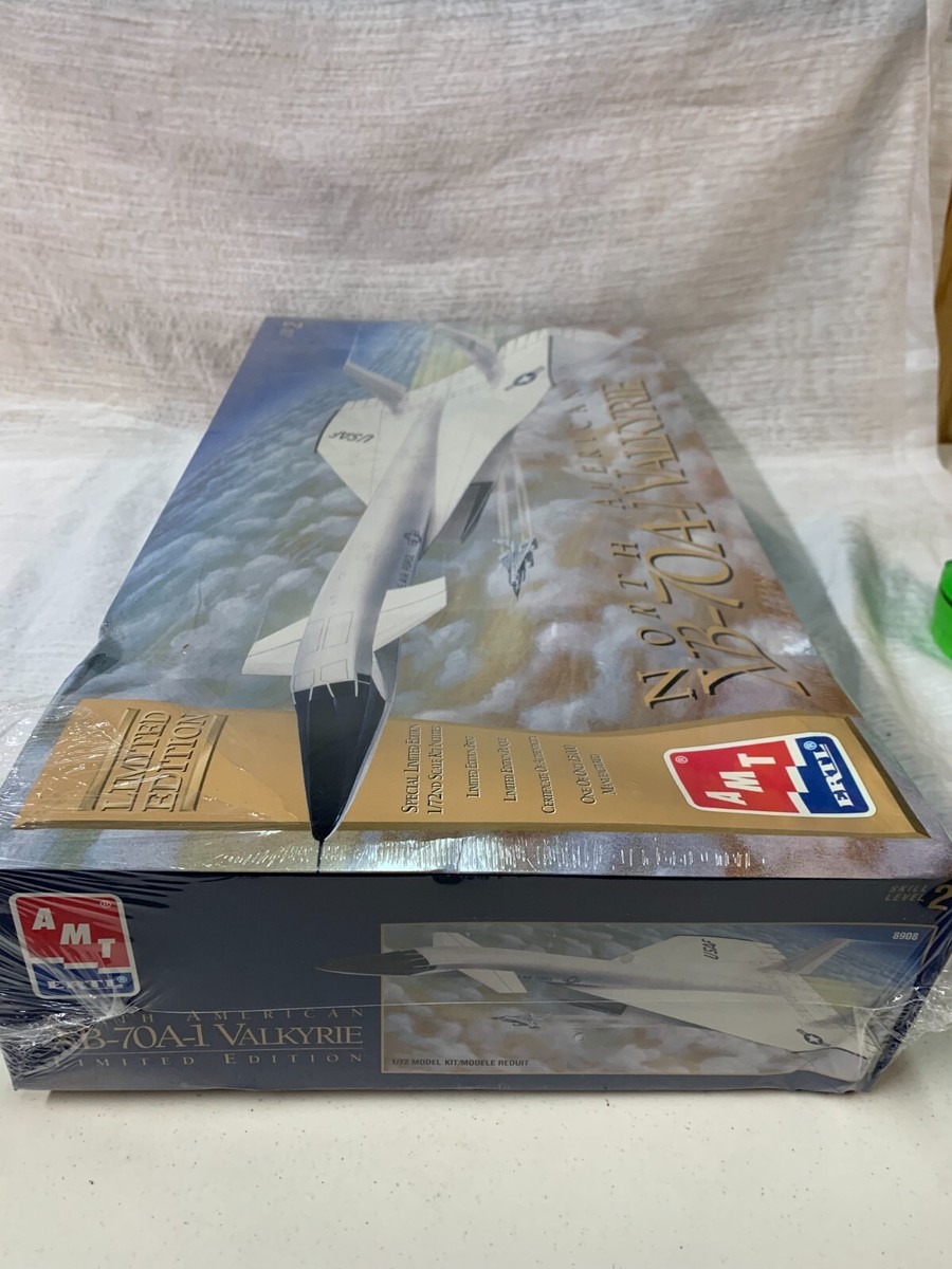 AMT XB-70A-1 Valkyrie 1/72モデルキット AMT ERTL 1/72 North American XB-70A-1 Valkyrie Plastic Model